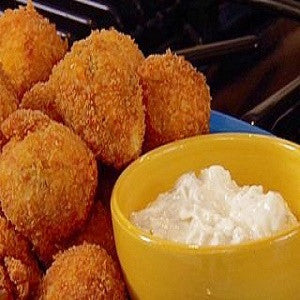 Fried Cheese, Queso Frito Recipe - www.ElColmado.com